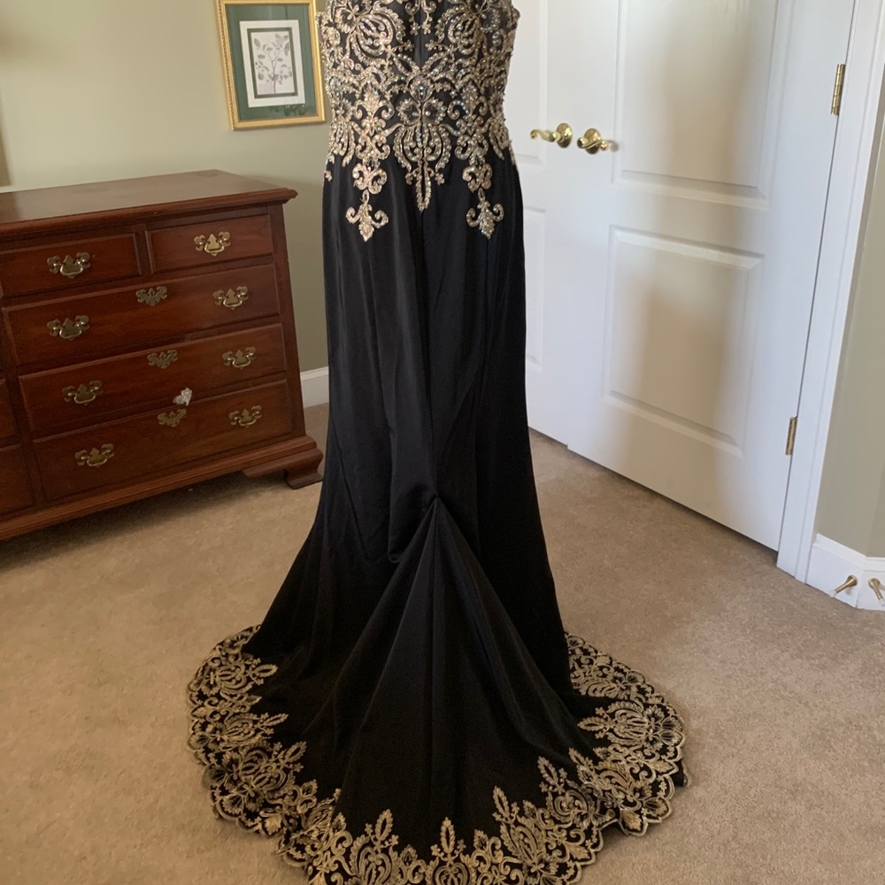 Prom Dress - Picture 5 of 11